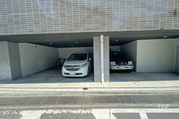 敷地内駐車場（屋内平面式）