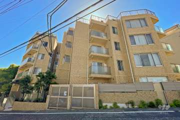 バースシティ溝の口エアリーの外観（西側から）