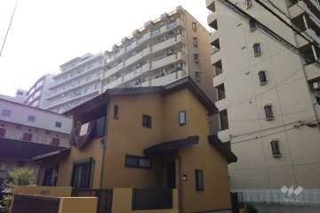 エヴェナール二子新地の外観(南東側から)