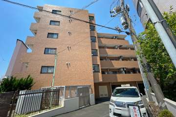 ライオンズマンション高津の外観（南東側から）