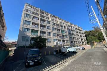 溝の口コーポラスの外観（南東側から）