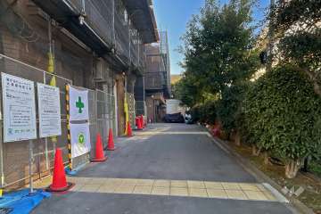 駐車場の出入り口