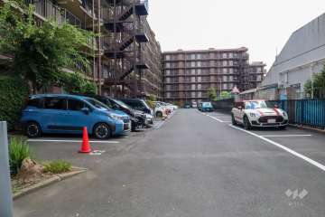 敷地内駐車場（屋外平面式）　