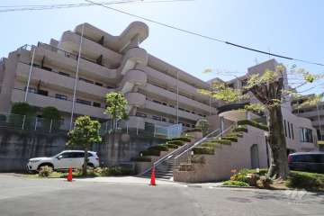 溝の口北パークホームズの外観(北東側から)