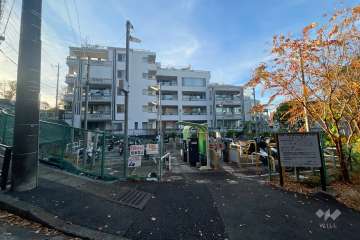 ロイヤルシーズン溝の口CASAの外観（南東側から）