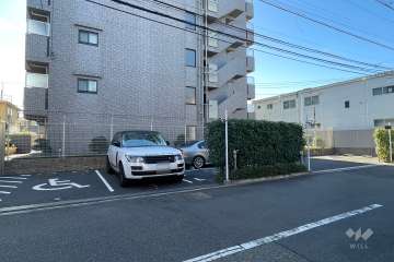 敷地内駐車場（屋外平面式）