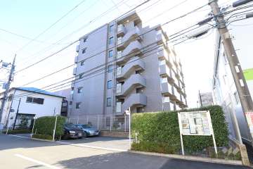 ルーブル武蔵新城の外観（北西側から）