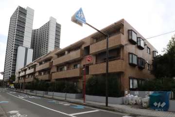 パールマンション溝の口の外観(北東側から)