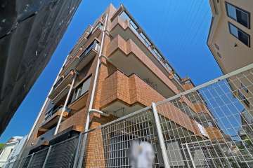 ライオンズマンション武蔵新城第３の外観（南東側から）