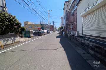 敷地北側前面道路