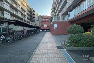 エントランスアプローチ