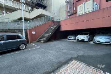 敷地内駐車場（屋外平面式）