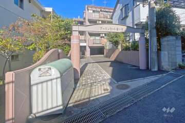 エントランスアプローチ