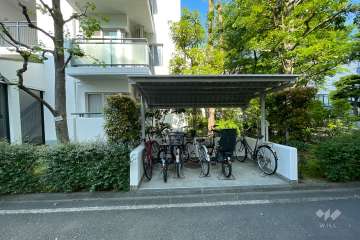 駐輪場（屋根付き）