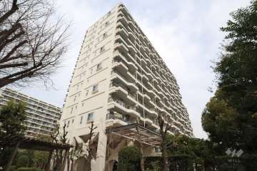 パークシティ溝の口E棟の外観(南西側から）