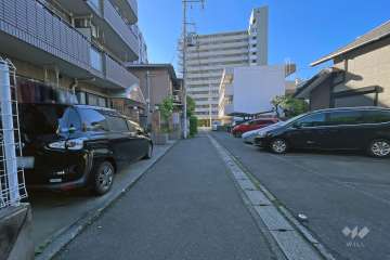 敷地西側前面道路