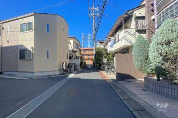 敷地南西側の前面道路　