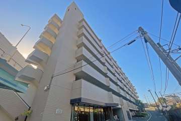 カベール梶ヶ谷の外観（北東側から）