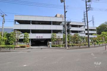 敷地内駐車場（屋内平面式）