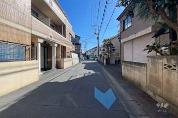 敷地南西側の前面道路