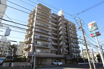 グリーンパーク溝の口の外観（南東側から）