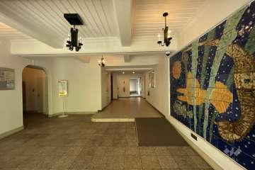 エントランスホール