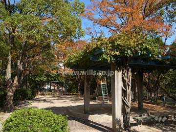14棟の東側にある公園