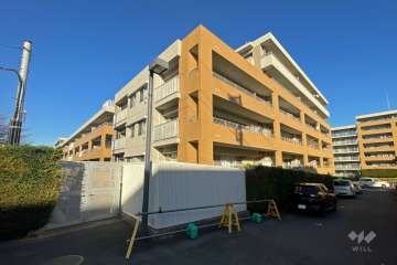 クレストフォルム日吉レインボーズヒルパークサイド棟の外観（南西側から）