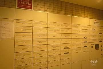 集合ポストと宅配ボックス