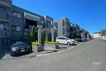 ステラガーデン溝の口の外観（北東側から）