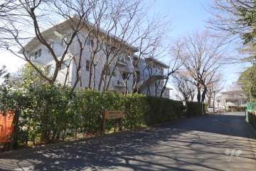 ヒルサイド久末３号棟の外観(南東側から)