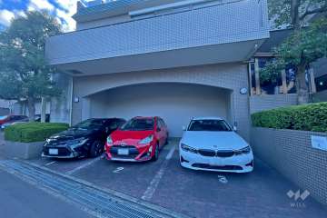 敷地内駐車場（屋外平面式）