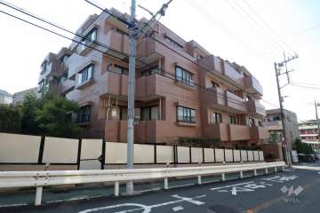 梶が谷ビューハイツの外観(東側から)