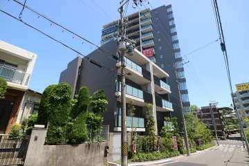 ウエリス覚王山法王町の外観(南西側から)