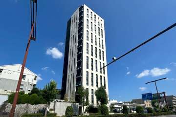 グランドメゾン本山四谷通の外観（北西側から）