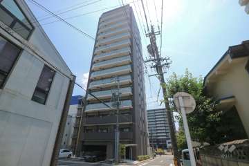 プレサンス　ロジェ 千種内山の外観（北側から）