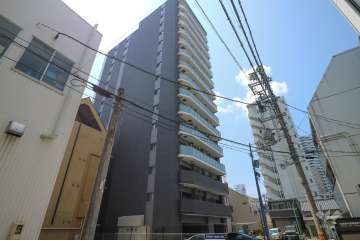 プレサンス　ロジェ 千種内山の外観（北東側から）