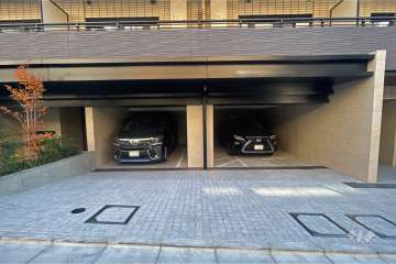 敷地内駐車場（屋内平面式）