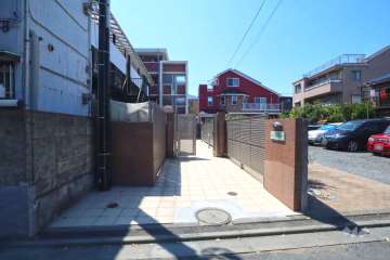 エントランスアプローチ