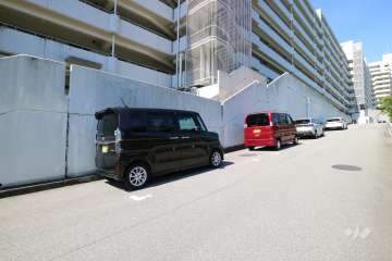 敷地内駐車場（屋外平面式）
