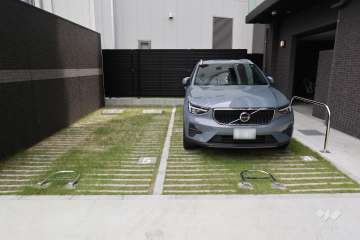 敷地内駐車場（屋外平面式）