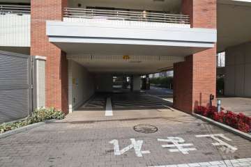 駐車場出入口