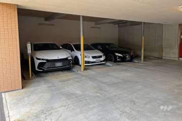 敷地内駐車場（屋内機械式）