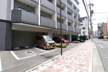 敷地内駐車場（屋外平面式）