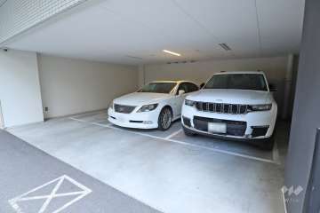 敷地内駐車場（屋内平面式）