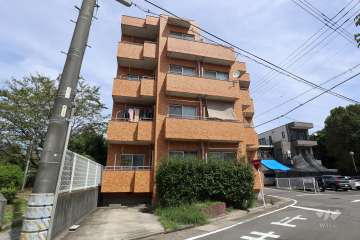 ピエルフォン八興の外観（南西側から）