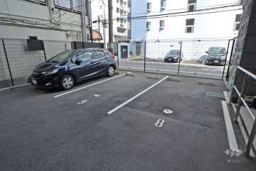 敷地内駐車場（屋外平面式）
