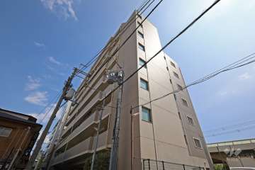 ユニーブル石橋駅前の外観（北西側から）