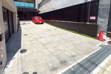 敷地内駐車場（屋外平面式）