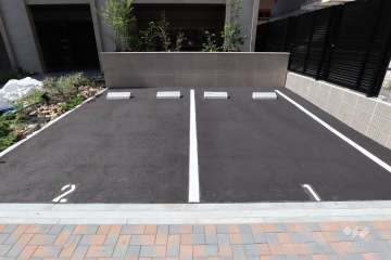 敷地内駐車場（屋外平面式）